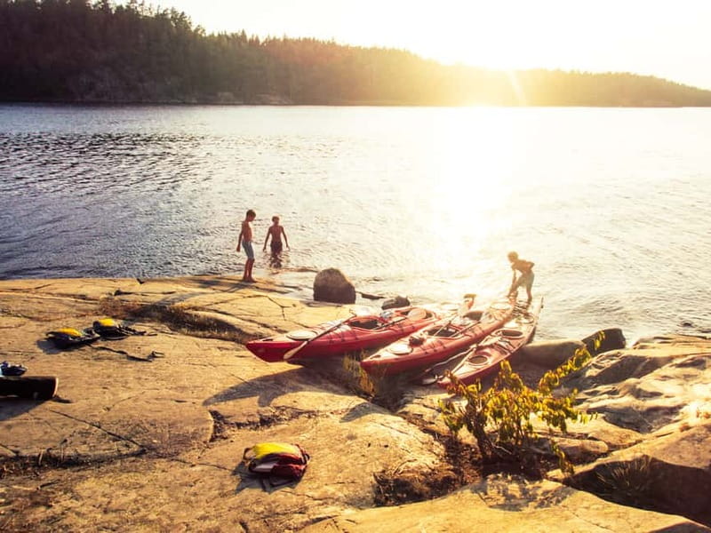 Stockholm: Archipelago Islands Kayak Tour and Outdoor Picnic - Full-day feel (about 6 hours): extended route plus outdoor BBQ
