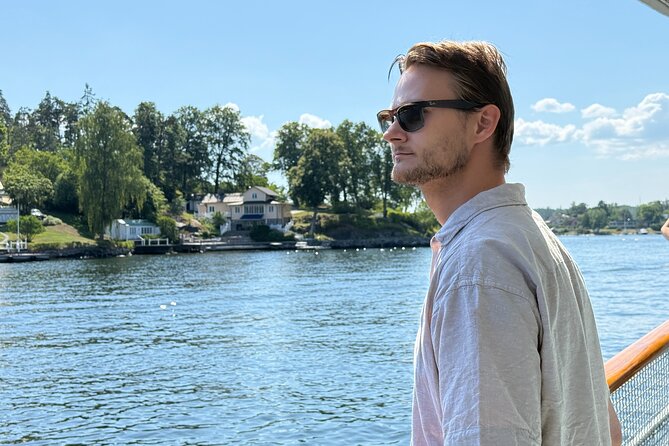 Stockholm: Archipelago Summer Tour with live guide - Restroom and WiFi: Small Comforts That Matter