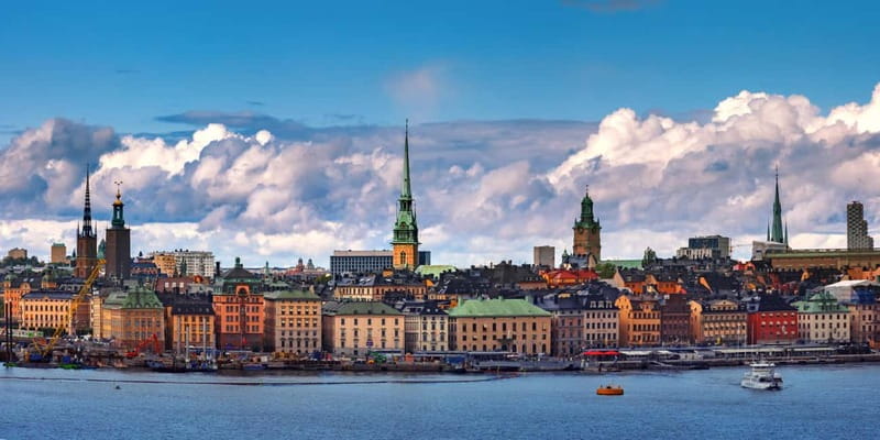 Stockholm: Christmas Market Magic Walking Tour with a Local - Small Group of Up to 8: The Pace, the Questions, and the Local Tips