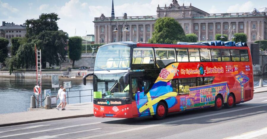 Stockholm: City Sightseeing Hop-On Hop-Off Bus Tour - Riding the loop smart: stops, audio guide, Wi-Fi, and the right bus