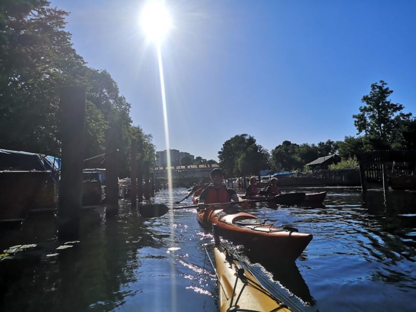 Stockholm: Daytime Kayak Tour in Stockholm City - Route choice: longer city center vs shorter morning paddle