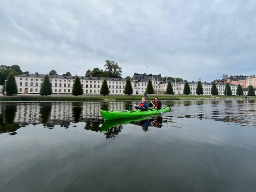 Stockholm: Daytime Kayak Tour in Stockholm City - Tandem kayaks and the comfort factor for first-timers