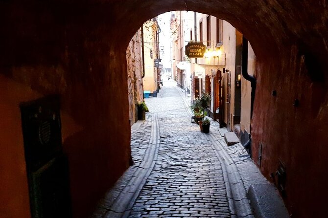 Stockholm Ghost Hunt: Self-Guided Tour and Puzzle Adventure - Stop 3: Gåstorget, a quick mission in the middle of Stockholm