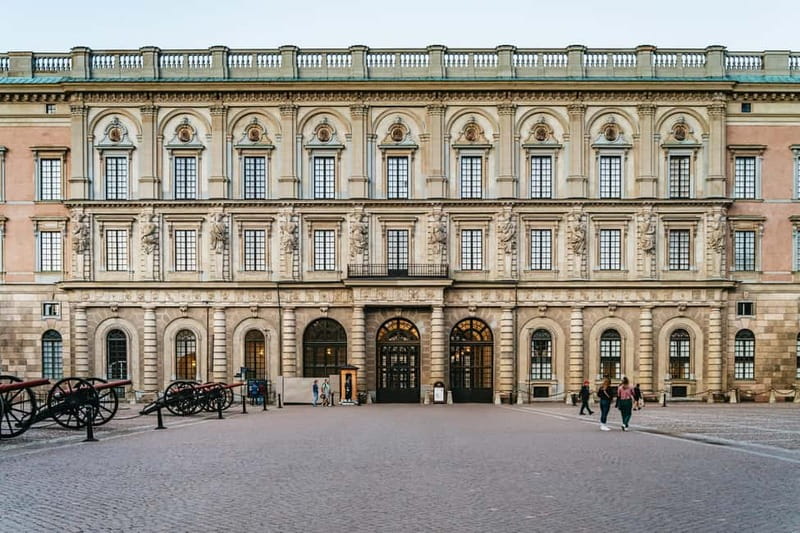 Stockholm: Ghost Walk and Historical Tour - Walking on Cobblestones: What Your Body Needs to Enjoy This