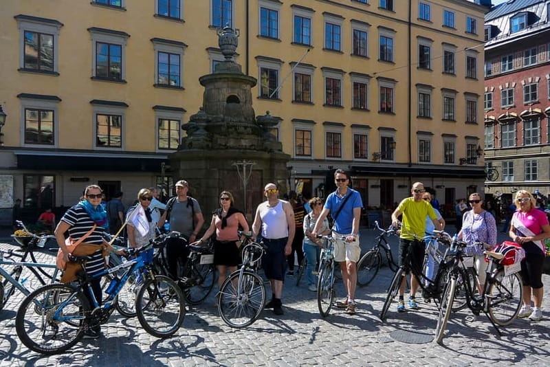Stockholm: Guided Bike Tour - Meeting at Stockholm Adventures: the fast setup that keeps things fun
