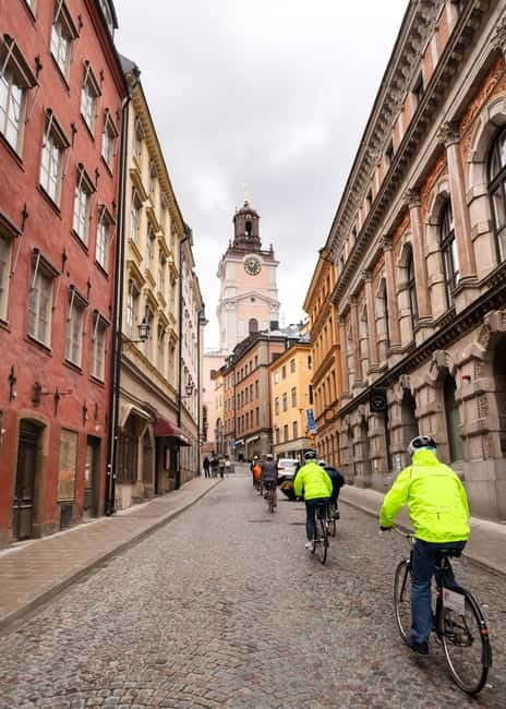 Stockholm: Guided Bike Tour - Bridges, Parliament, and the value of bike lanes