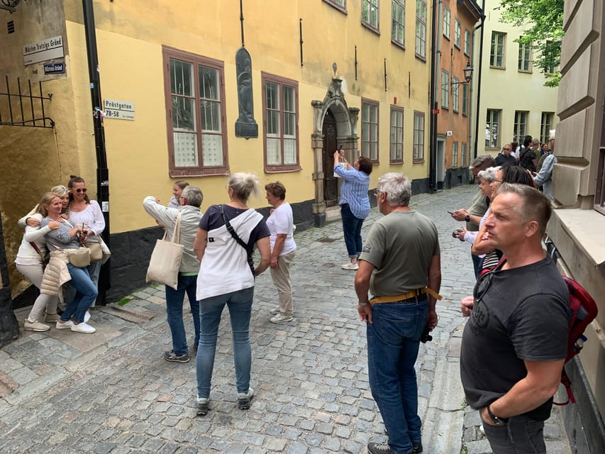 Stockholm: Guided Historic Old Town Walking Tour with Local - Your stop-by-stop route through medieval Stockholm