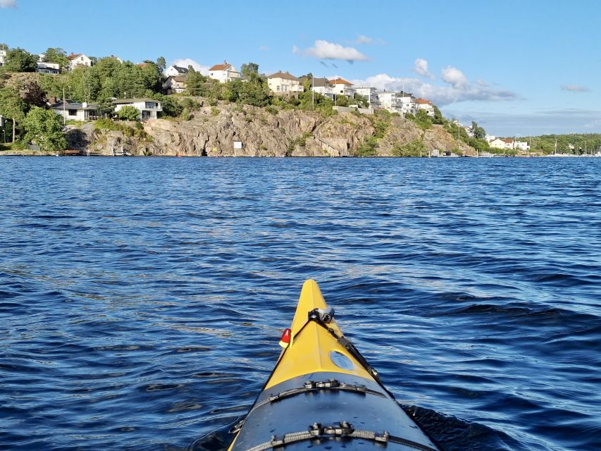 Stockholm: Guided Kayak Tour to Drottningholm Royal Palace - Kayak, Palace Views, and a Lunch on the Water