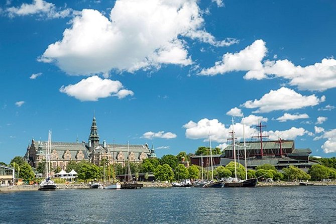 Stockholm: Highlights Boat Tour - The Route: Inner City, Old Town, Södermalm, and the Essingen Islands