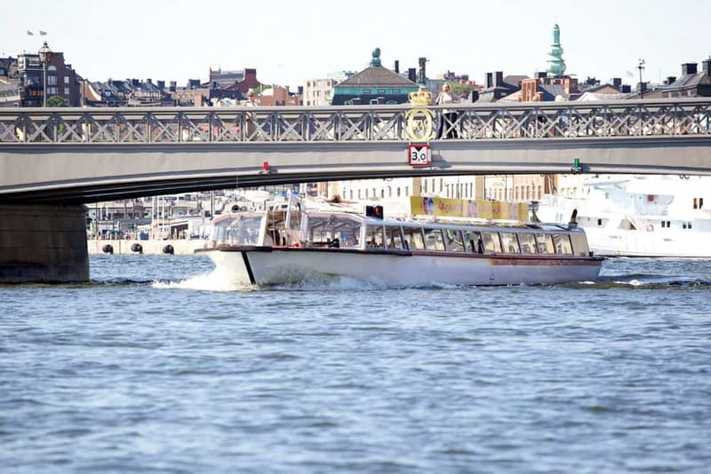 Stockholm: Hop On-Hop Off Bus or Boat - Bus route stops that map to real sights (Strömgatan to Old Town)