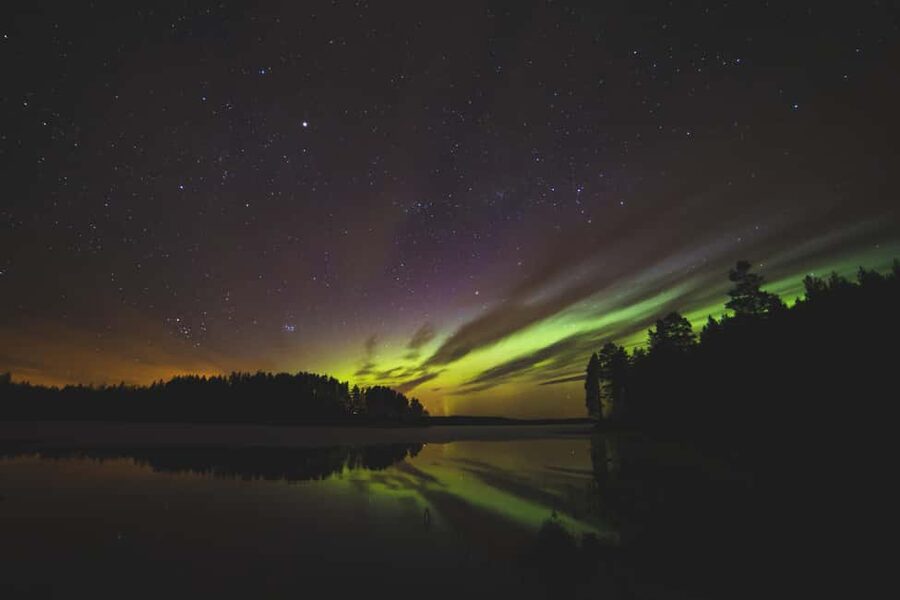 Stockholm: Ice Skating with fire & chance of Northern Lights - What happens if the ice is unsafe (and why you should not stress)