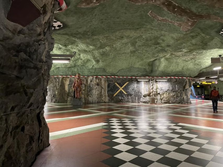 Stockholm Metro Tour - Stadium on the red line and why bold color works underground