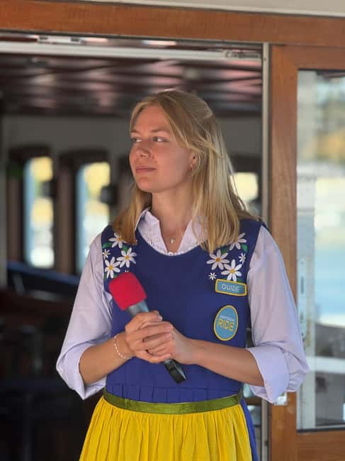 Stockholm: Midsummer Archipelago Boat Tour Live Guide - Who should book this Midsummer archipelago boat tour