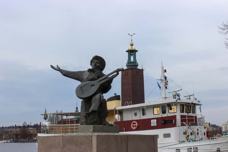 Stockholm: Must-see attractions City Hall, Old Town & Vasa - Who should book this, and who should skip it