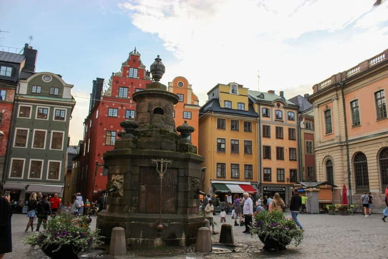 Stockholm: Must-see attractions City Hall, Old Town & Vasa - Price and whether $55 feels fair