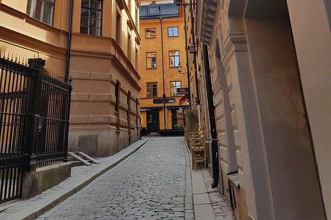 Stockholm Old Town 2h Private Walking Tour - Private local guide - Value for the price: is $380.90 per person fair?