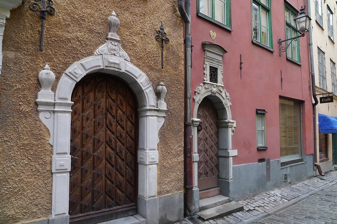 Stockholm Old Town 2h Private Walking Tour - Private local guide - Price and logistics: what to watch so your evening stays smooth