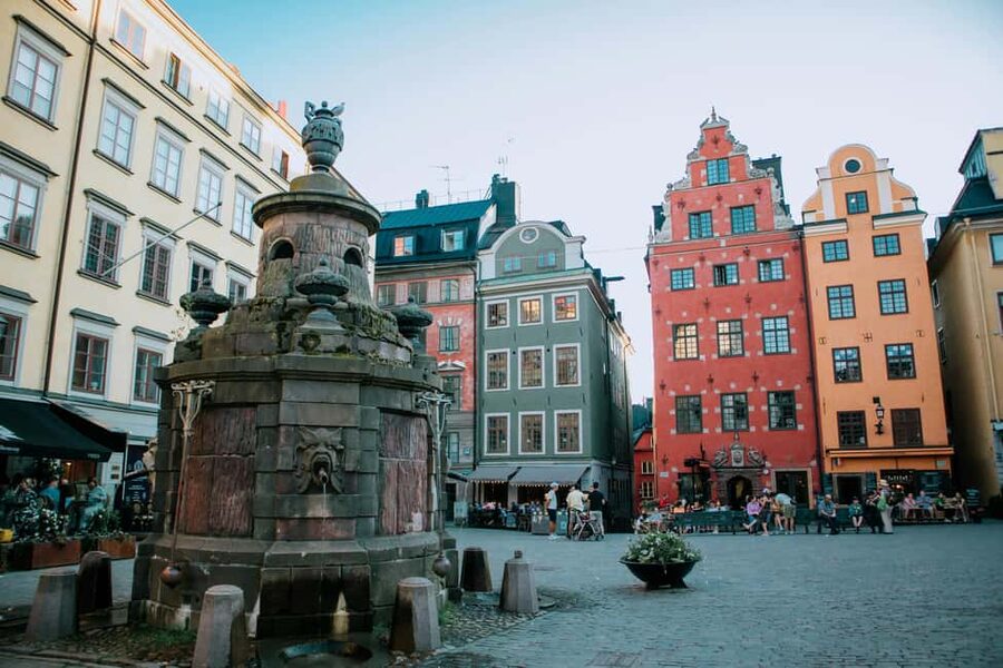 Stockholm: Old Town Gamla Stan Guided Walking Tour - Riddarholmen and Birger Jarl: the founding story you can see with your own eyes