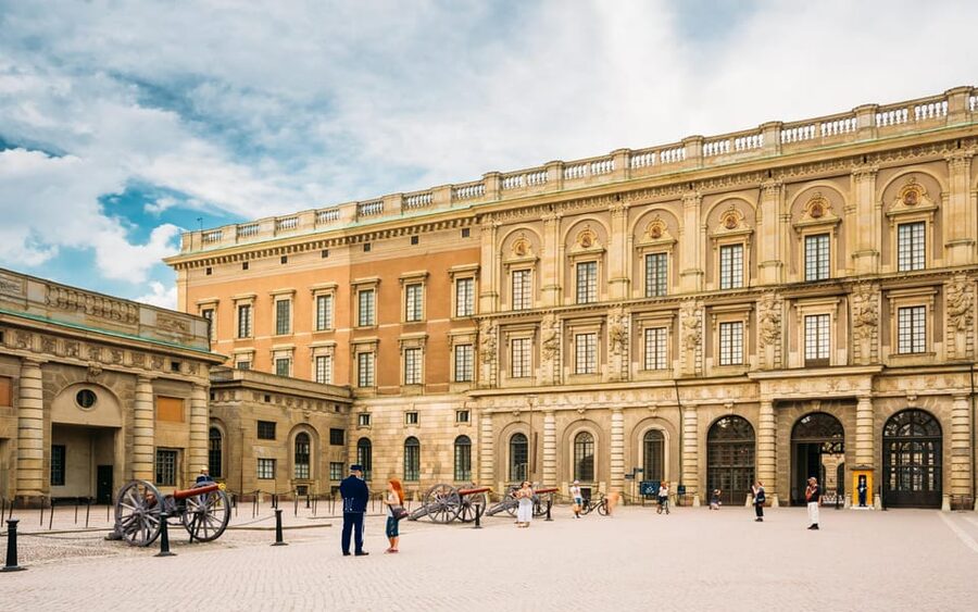 Stockholm: Old Town Highlights Private Walking Tour - 2-hour Old Town highlights: narrow streets, Stortorget, and the royal core