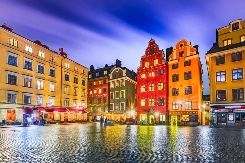 Stockholm: Old Town Historical Walking Tour, small group - Meeting at Mynttorget: where the tour begins and how it starts smoothly