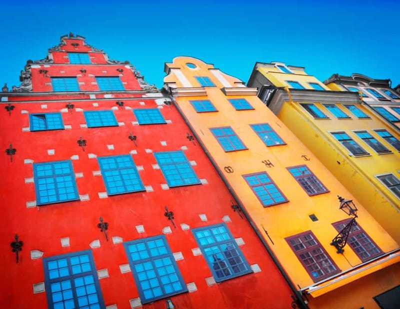 Stockholm: Old Town Private Walking Tour - Stortorget meeting point and how the 2-hour pace feels