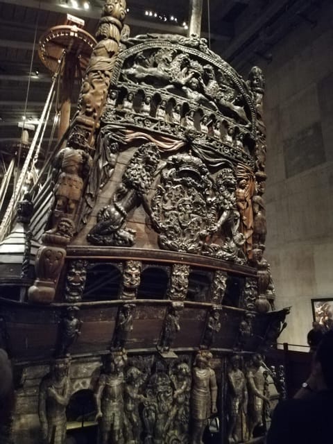 Stockholm: Old Town Walking Tour and the Vasa Museum - Start in Gamla Stan, then let the city do the storytelling