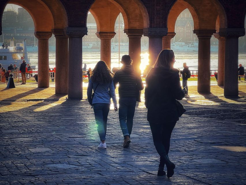 Stockholm Old Town Walking Tour: History & local Insights - Gamla Stan: Colorful Alleys, Old Squares, and Those Little Corners That Make Stockholm Click