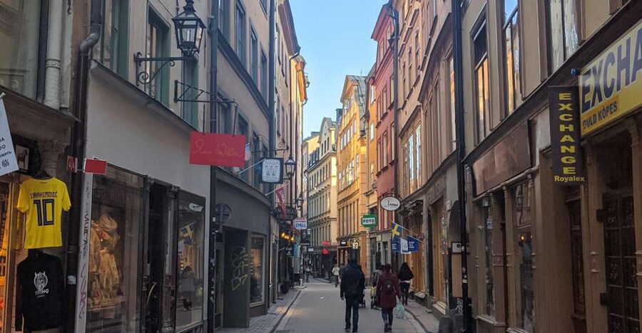 Stockholm Old Town Walking Tour: History & local Insights - Nobel Museum and Stockholm Cathedral: Passing Landmarks with Context