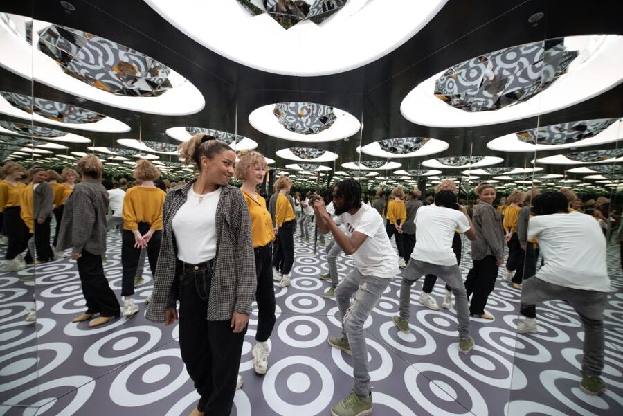 Stockholm: Paradox Museum Entry Ticket - The 70-plus exhibits: optical tricks, tactile moments, and lots of mirrors