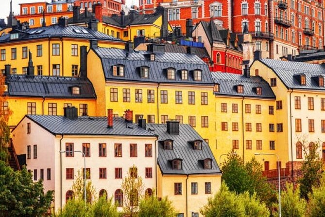 Stockholm Private Group Walking Tour | 3 Hours - What you will experience on foot, Old Town highlights and street-level context