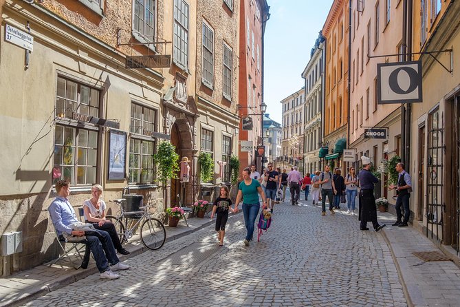 Stockholm Private Tours by Locals: 100% Personalized, See the City Unscripted - Lunch Swedish classics, plus fika at Vetekatten or your backup plan