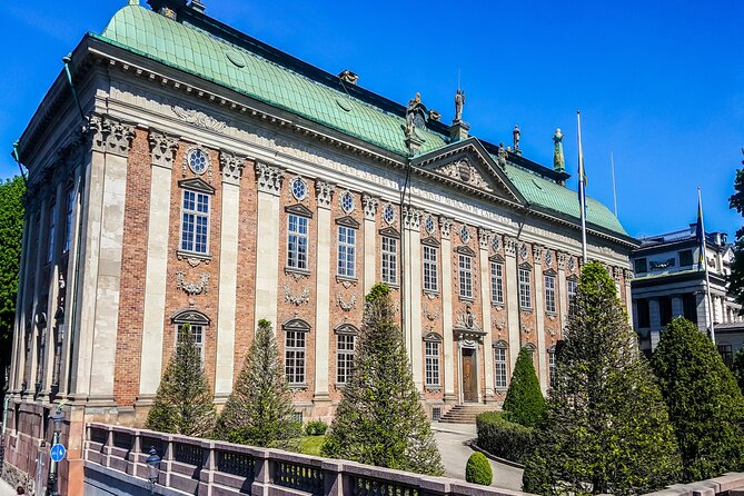 Stockholm Royal Palace Museums Gamla Stan Skip-the-line Tour - Pace, group size, and how “private” really works here