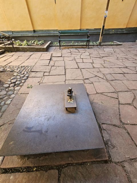 Stockholm: Secrets of Gamla Stan Guided Tour w/ Fika Option - Why Gamla Stan Stories Make This Tour Worth Your Time