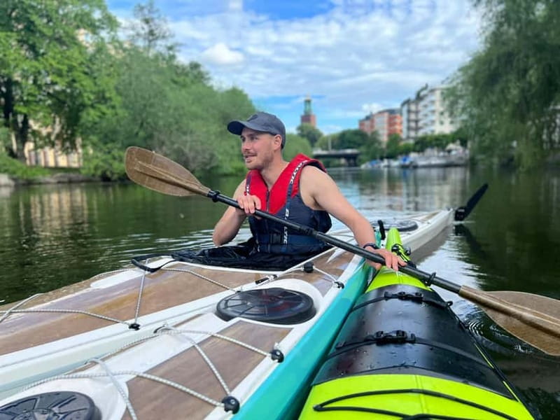Stockholm: Self-Guided Kayak Tour in premium kaykaks - Service style: clear instructions, helpful staff, and English support