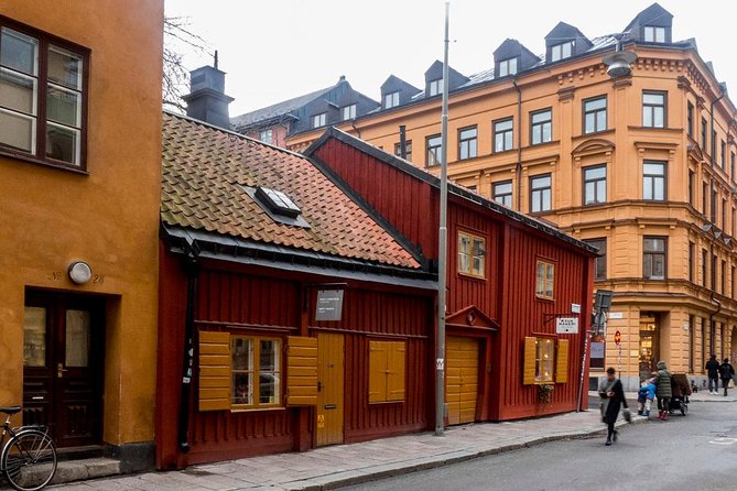 Stockholm Södermalm E Bike Tour - Weather, ponchos, and what to pack so you stay comfortable