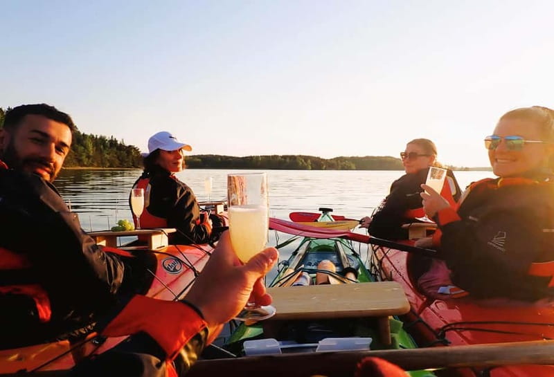 Stockholm: Sunset Archipelago Kayaking & Toast on the Water - Where You Meet and How the Tour Runs in Real Time