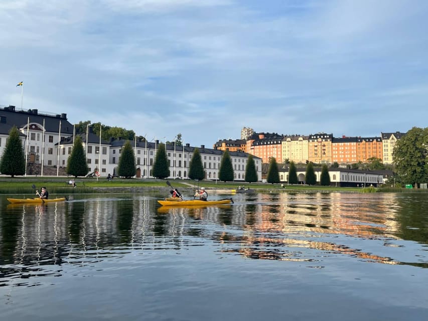 Stockholm: Sunset Kayak Tour in the City + Swedish Fika - Rålis Kayak start point: easy to find, easy to settle in