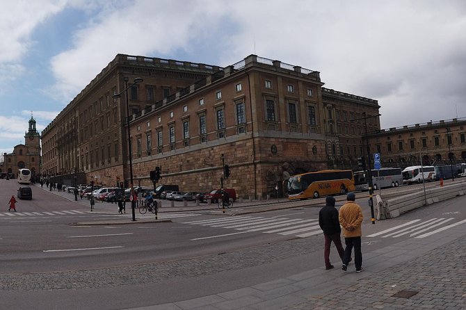 Stockholm Top attractions all-inclusive Gran Tour - Knights Island, Stortorget, and Old Town orientation in Gamla Stan