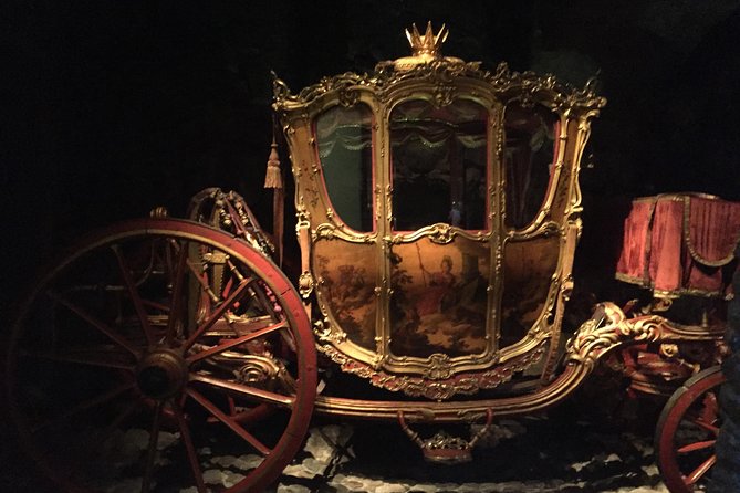 Stockholm Top attractions all-inclusive Gran Tour - Royal Palace tour: Europe’s largest, in practice