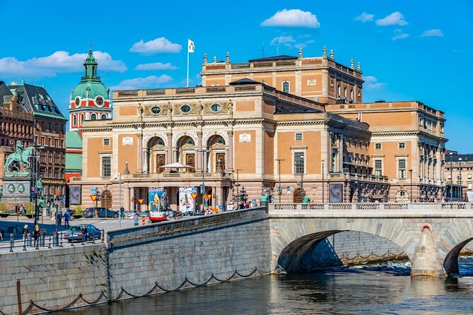 Stockholm Troll Hunt: Self-Guided Old Town Adventure - Royal Armoury and the oldest church in Gamla Stan: power up, then calm down
