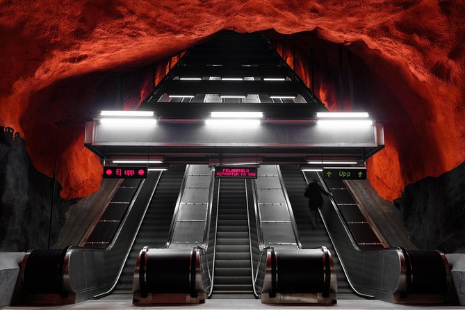 Stockholm: Underground Metro Art Ride with a Local - Ultvedt, Persson-Melin, and Österlin: Learning to Spot What You’d Miss