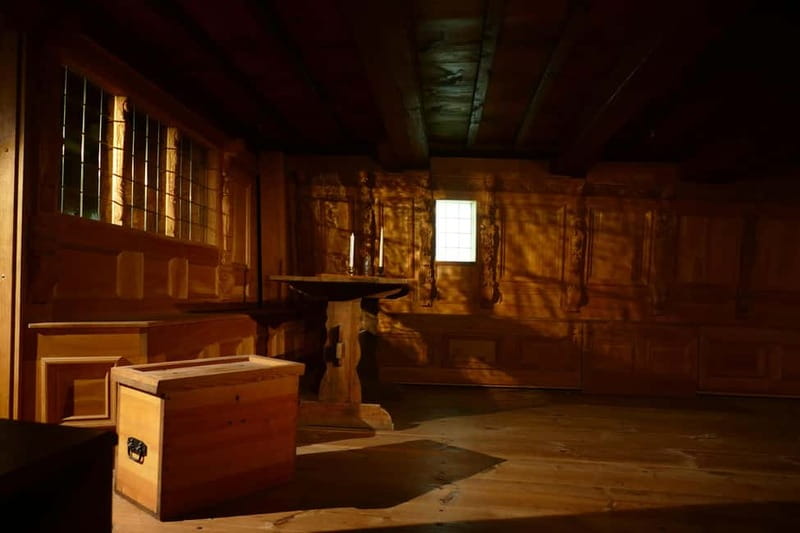 Stockholm: Vasa Museum Tour with Entry Ticket & Guide - How 19th-century maps and engineering brought the wreck back