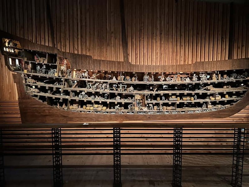 Stockholm: Vasa Museum Tour with Entry Ticket & Guide - Languages, guide personality, and what makes the experience feel worth it
