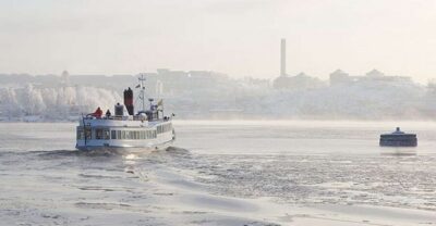 Winter Boat Tour with Guide