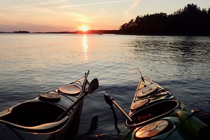 Sunset kayak tour with fika on Stockholms lakeside - Kayaking Mälaren at sunset, with fika as the payoff