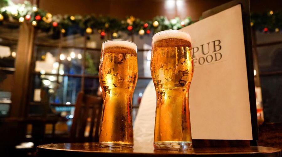 Swedish Beer Tasting Tour in Stockholm Old Town Pubs - The 3-hour plan: 6 beers plus Swedish snacks and appetizers