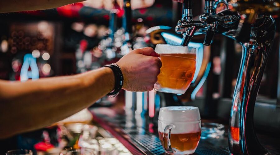 Swedish Beer Tasting Tour in Stockholm Old Town Pubs - Beer portions and why they matter for pacing