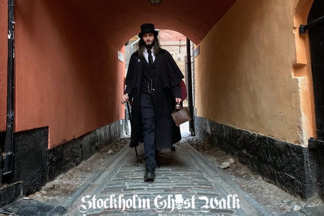 The Original Stockholm Ghost Walk and Historical Tour - Gamla Stan - Timing, Weather, and What to Wear on Cobblestones