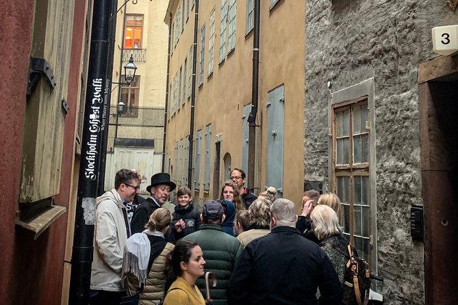 The Original Stockholm Ghost Walk and Historical Tour - Gamla Stan - The Sensory History Moment: Smell, Taste, and Touch