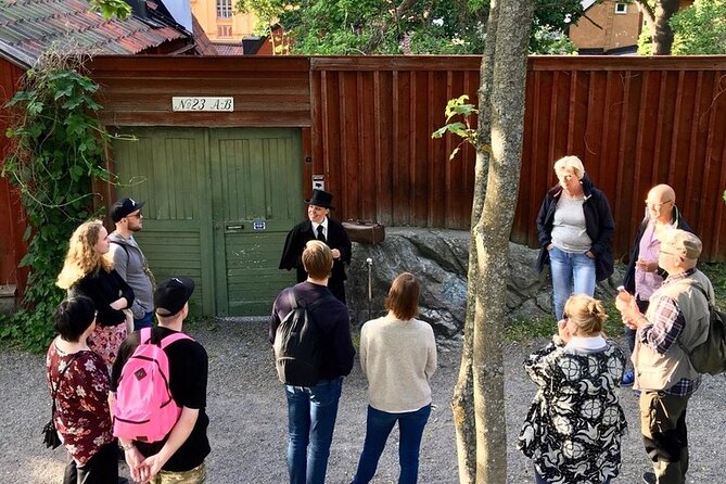 The Original Stockholm Ghost Walk and Historical Tour - Södermalm - Dress for night walking: shoes, weather, and comfort